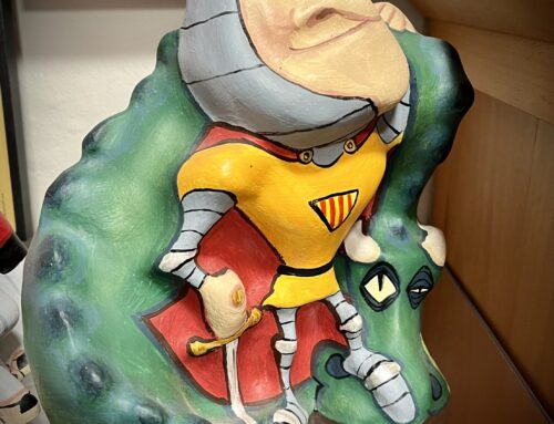 Explorando la Creatividad: Figuras de Papel Maché Personalizadas en Papers Girona